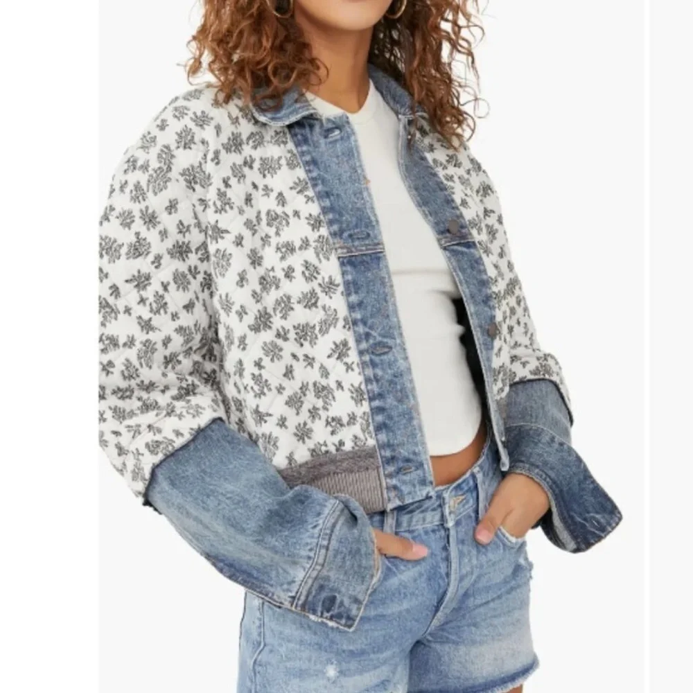 Free People Ditsy Denim Mixed Fabric Quilted Jacket SZ M / L Blue Off White - Picture 4 of 12